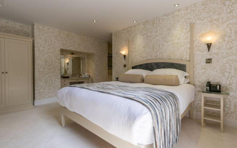 Applegarth Villa Hotel & Restaurant (Adults Only) Windermere Bagian luar foto