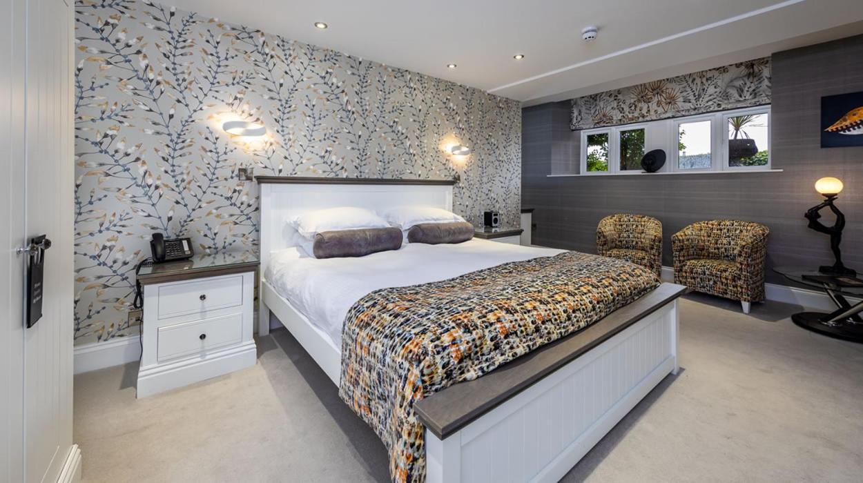 Applegarth Villa Hotel & Restaurant (Adults Only) Windermere Bagian luar foto